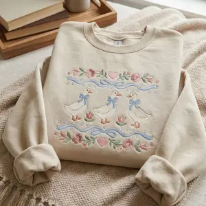 Vintage 80s Goose Sweatshirt, Cottagecore Farm Animal Tee