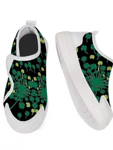 Hook-and-loop slip-on flat children's shoes.Stylish prints.Anti-collision toe cap for toe protection.Suitable for Children's Day, Independence Day, St. Patrick's Day and World Cup.Casual flat shoes, sizes 28-39.