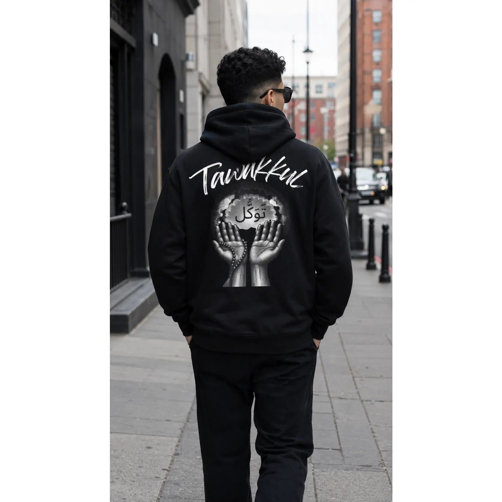 Men's Tawakul Hoodie - Muslim Streetwear Top, Arabic Calligraphy Detail, Bold Back Graphic Baggy Clothes Cotton Clothes