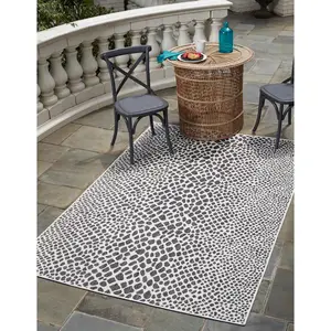 Black Jill Zarin Outdoor Rug