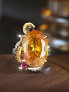 Luxury Imitation Crystal Ring for Women, Engagement Ring Bride Wedding Jewelry Gift, Birthday Anniversary Present, Elegant Design, Unique Crystals