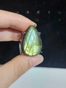 Jody(14736)gc.Adjustable copper ring with elongated drop labradorite stone.