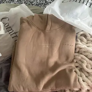 product review image from 𝑵**𝒆 ** 1