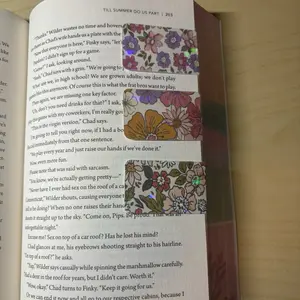 Floral Magnetic Bookmark Laminated Book Mark Bookish Gifts for Book Lovers with Holographic Flower Pattern and Cute Magnet Design