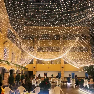 Outdoor string lights can be connected in series with male-female connectors, flashing string lights, LED starry sky lights, holiday decorative lights, and lighting for projects