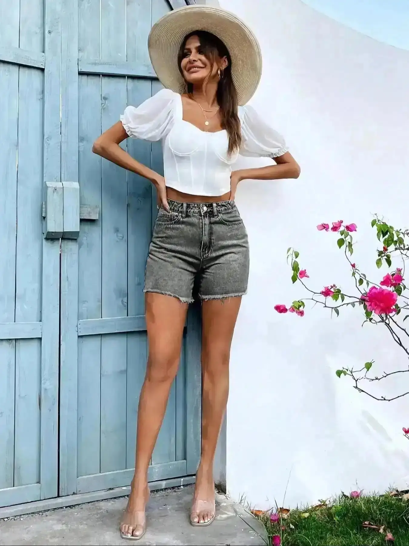 Versatile Women's Denim Shorts, Casual Fashion for Daily Holiday Vacation Wear, Ladies Bottoms Summer, Breathable Butterfly, Comfy Light Wash, Versatile, Comfort, Style, Essential Wardrobe Piece Casual Everyday Street