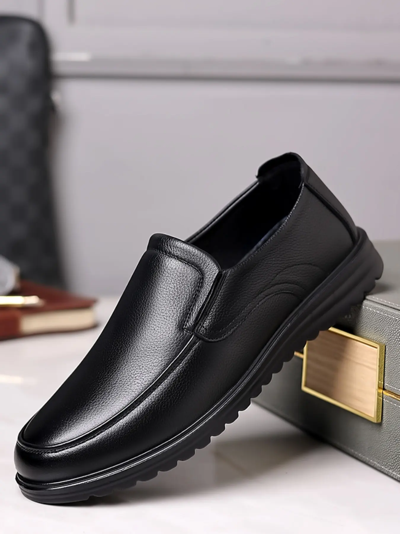 New Men's Casual Leather Shoes, Business Daily Wear, Home Slip-On, Microfiber Upper, Rubber Sole, Colors, All Seasons, Business Style Loafers