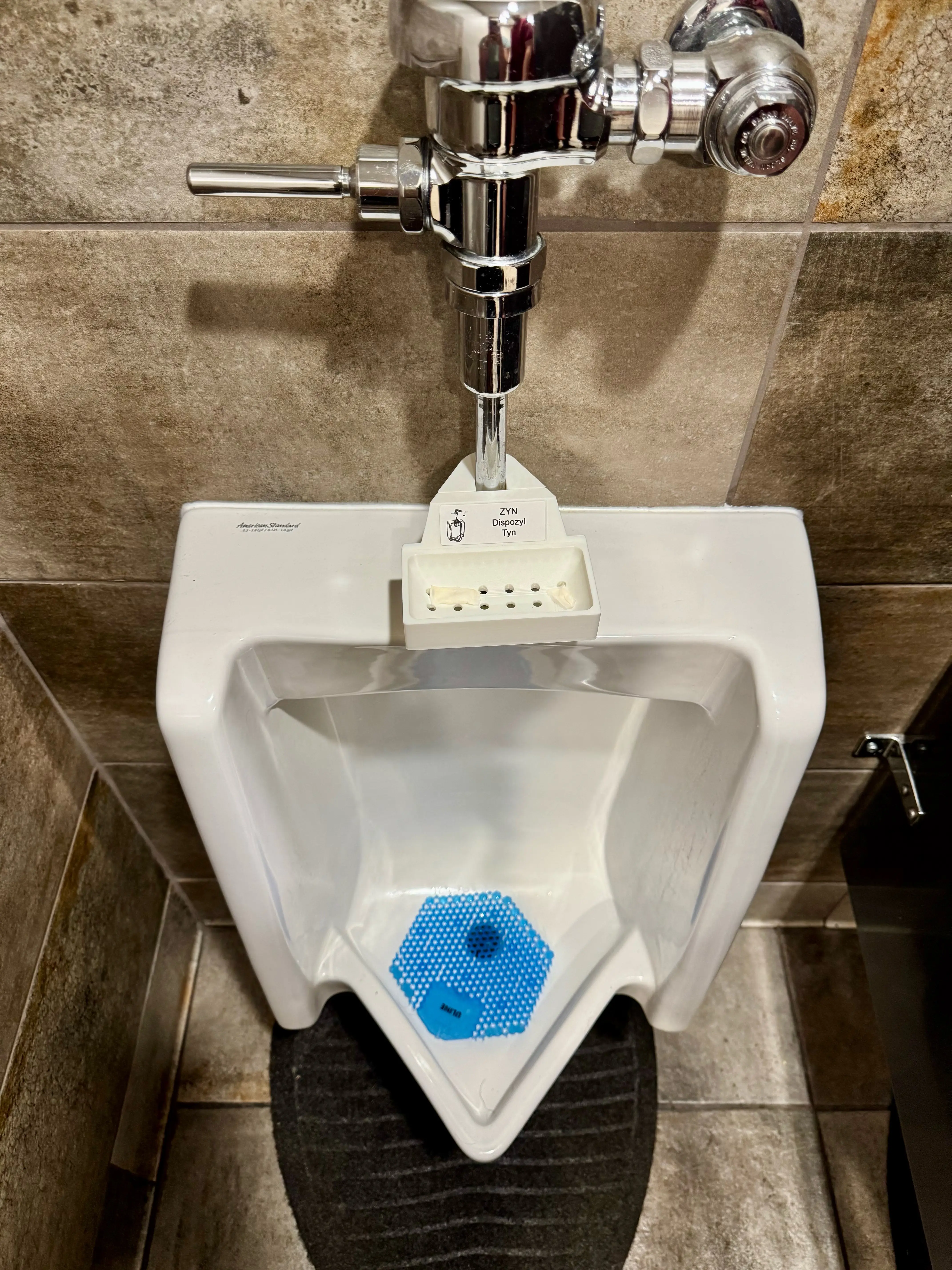 Zyn Urinal Catcher -ZynDispozylTyn