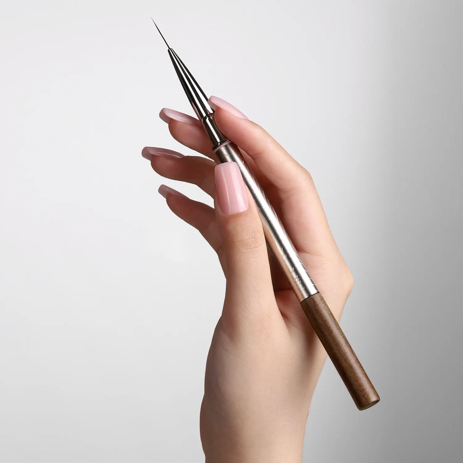 YOKEFELLOW EliteAlly Nail Art Brush EA06 LINER Long 12mm Slim Nail Art Liner Brush for Long Lines Nail Art Painting Manicure Design French Tips Professional Nail Art Tool (EA06 LINER-L )