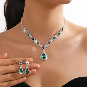 New Green Luxury Water Drop Necklace and Earrings Two-piece Set Bride Wedding Romantic Jewelry Set Party Accessories Blingbling