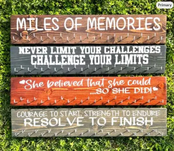 Marathon Runner Gift, Medal Holder, Medal Display, Medal Hanger, Medal Holder for Runners, Medal Awards Display, Marathon Display Holder