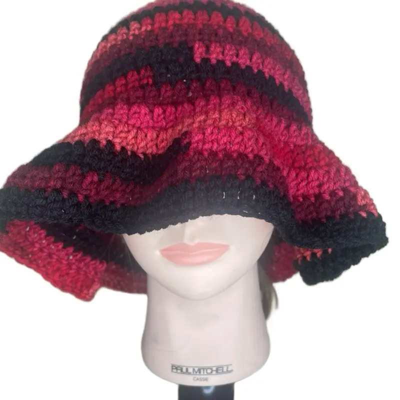 Scarlet Bucket hat