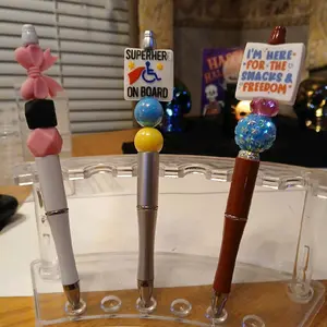 Live beadable pen claims