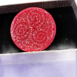 Handmade Resin Brooch Pin for Women - Fashion Accessory
