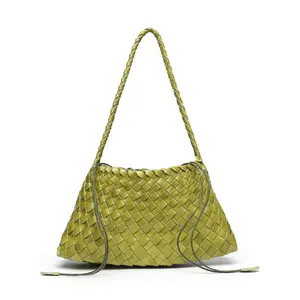 Hand-Woven Bag: Stylish Retro "Market Basket" Tote—Versatile Shoulder & Underarm Bag (Two-Piece Set)