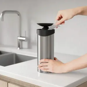 Umbra - Swiper Wipe Dispenser