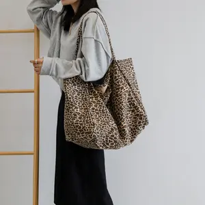Women's Leopard Pattern Tote Bag, Large Capacity Shoulder Bag for Daily Use, Trendy Versatile High-quality Daily Commuting Bag, Girl Fashionable Shopping Bag, Leopard Print Tote, Fashionable Bags