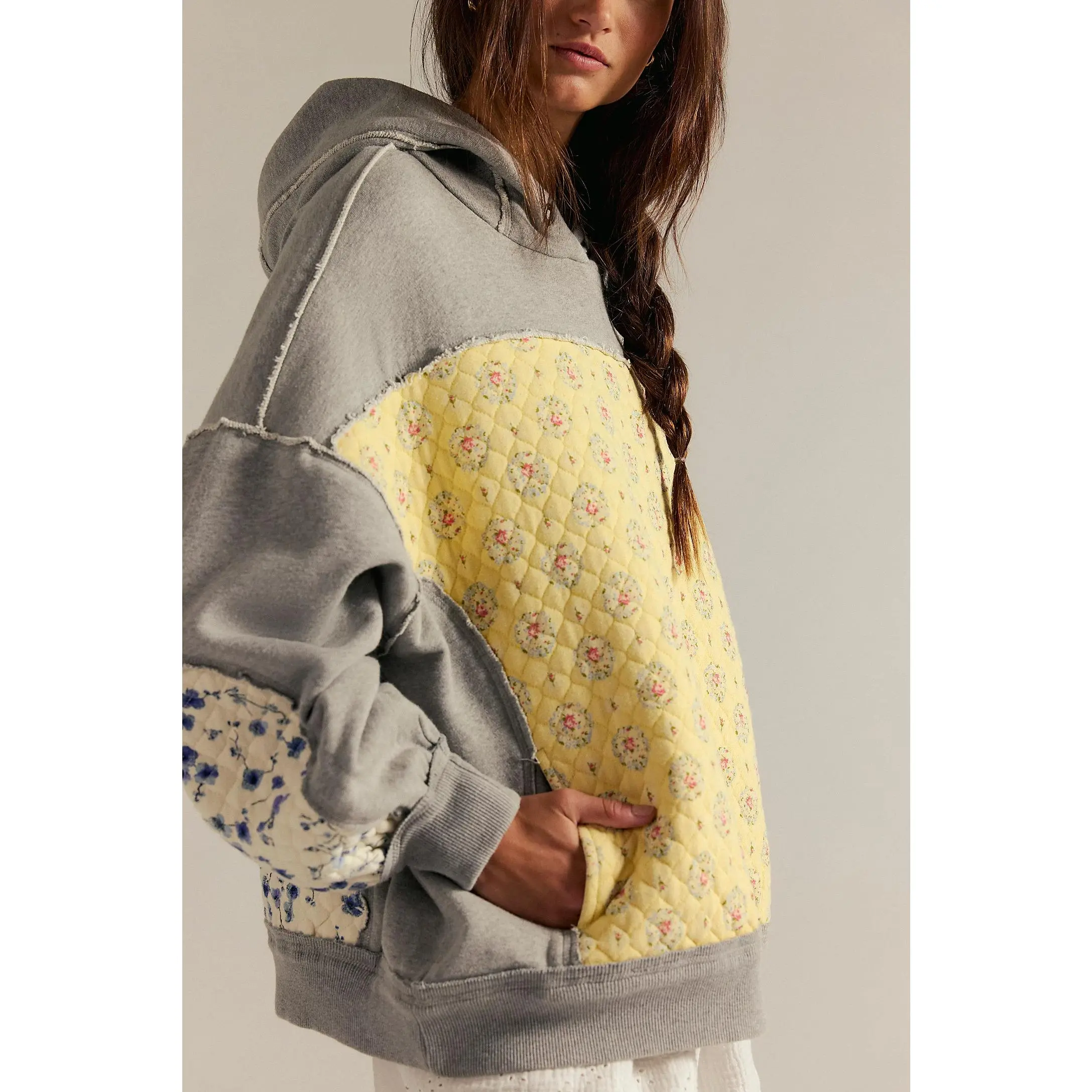 Women's Oversized Quilted Hoodie - Long-Sleeve, Hibiscus Flower Graphic Print, Casual Patchwork Pullover, Streetwear Top, Floral Polyester Clothes, Birthday Gift Option, Loose-Fitting, 1 x Hoodie, Machine Washable