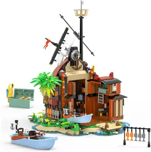 Interactive Pirate Shipwreck Base Building Blocks, Detailed Island Brick Model for Display & Play