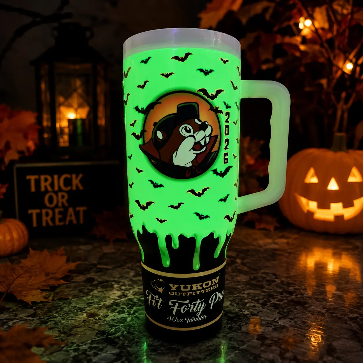 Limited Edition 2026 Buc-ee's Halloween Tumbler, 40 oz Flip Straw Cup, Glow in the Dark 40oz Yukon Cup with Handle,  Insulated