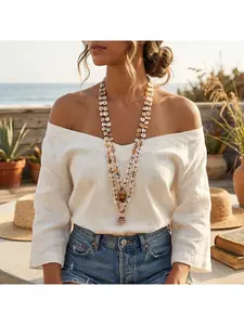 Design sense: Multi layer handmade woven shell decorative pieces, conch collarbone chain, European and American light luxury ocean style shell necklace