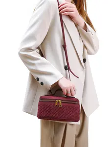 Women's Fashion Hand-Woven Suede Leather Bag, Casual Shoulder Crossbody Bag, Commuter High-Quality Simple Handbag, Unique Box Design, Fashionable Unique Bags