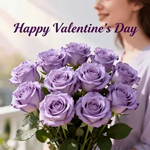 Artificial roses paired with green leaves, Lifelike artificial flower, suitable for weddings, home, Valentine's Day, centerpiece decorations, floral arrangements, exquisite craftsmanship, decorative flower stems, event planners, Faux Flower Decorations