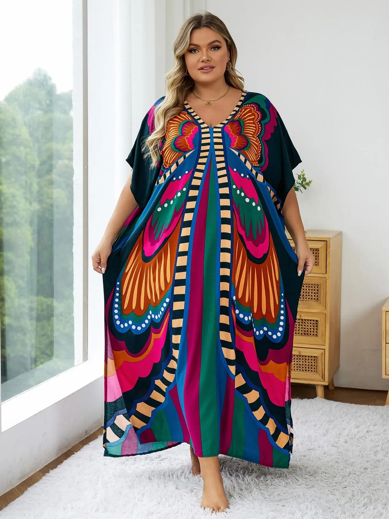 【Plus Size】 All Over Print Split Hem Batwing Sleeve Dress, Summer Clothes Women, Boho Deep V Neck Half Sleeve Dress for Beach Holiday Vacation
