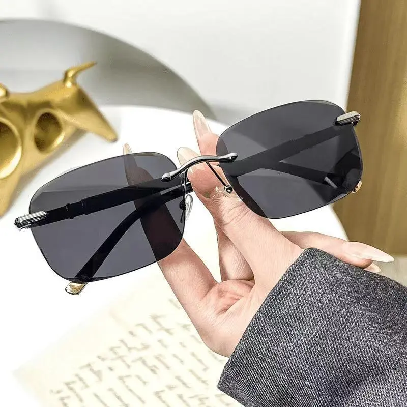 New Year's Gift High-definition Frameless Metal Protective Fashion Sunglasses with UV Protection and Modern Design