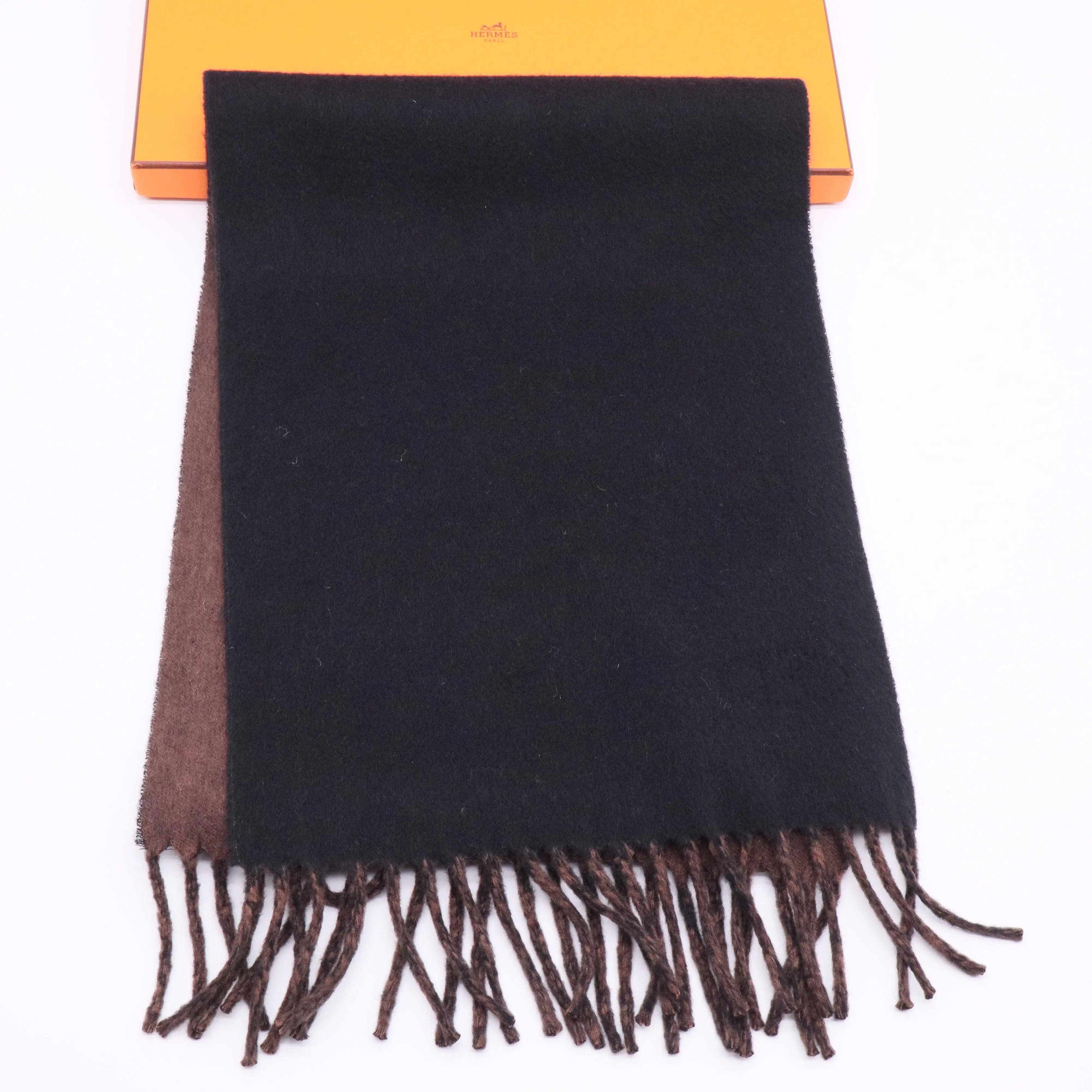 Pre-owned Hermes Cashmere Scarf W20112