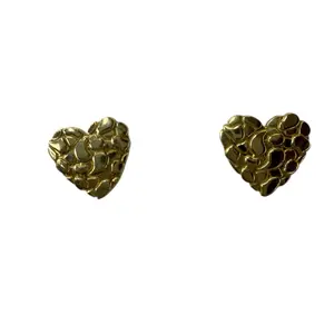 DSTG 00444 14kt Heart Nugget Stud Earrings - Casual, Elegant Gold Jewelry for Female Adults, Daily Wear