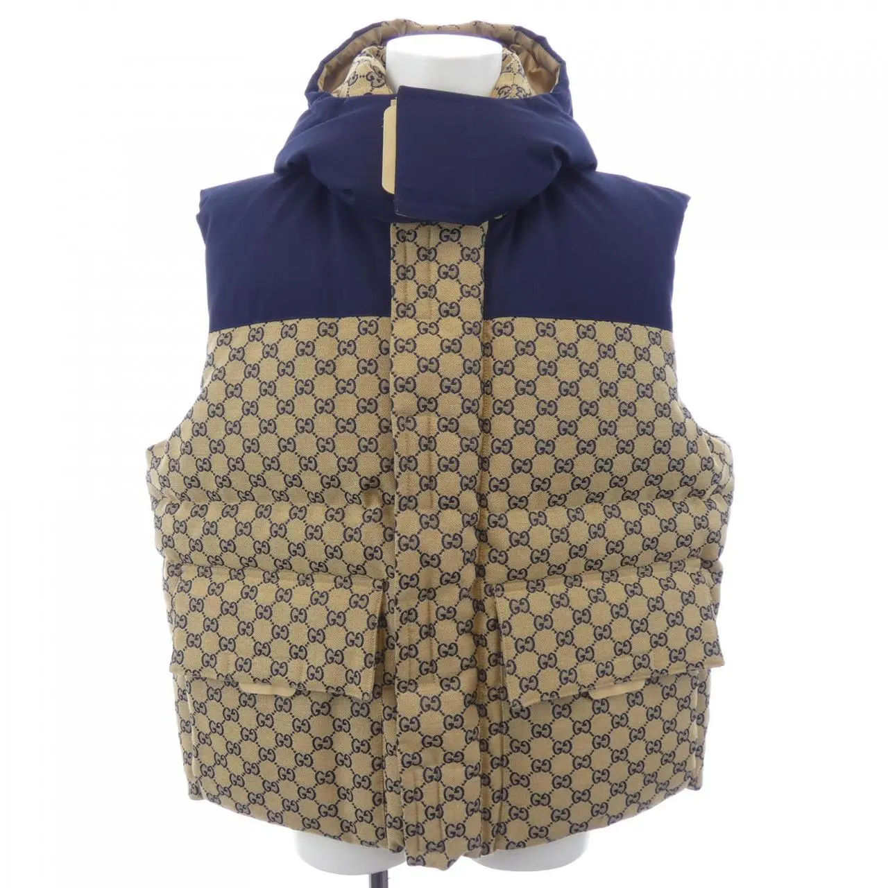 Pre-owned GUCCI Polyester Small Leather Goods GG Pattern Down Vest