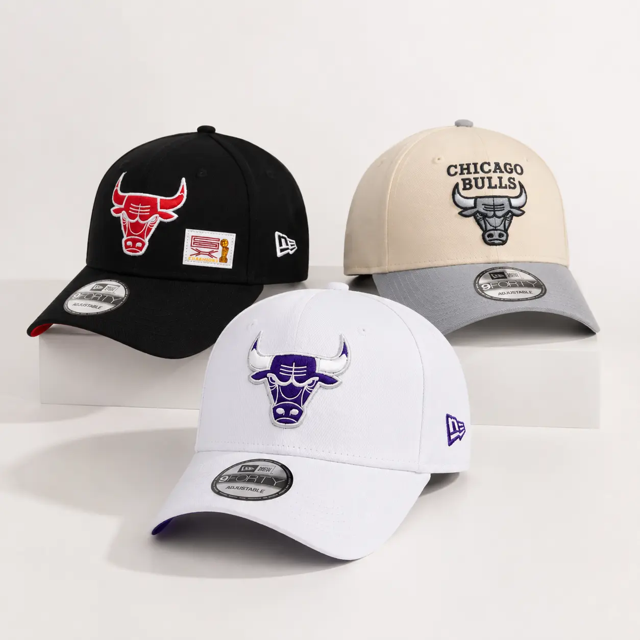 Chicago Bulls NBA 9FORTY Adjustable Hat, New Era Curved Visor Cap for Men Women Unisex, Premium Baseball Cap, Vintage Urban Streetwear Style USA Trend