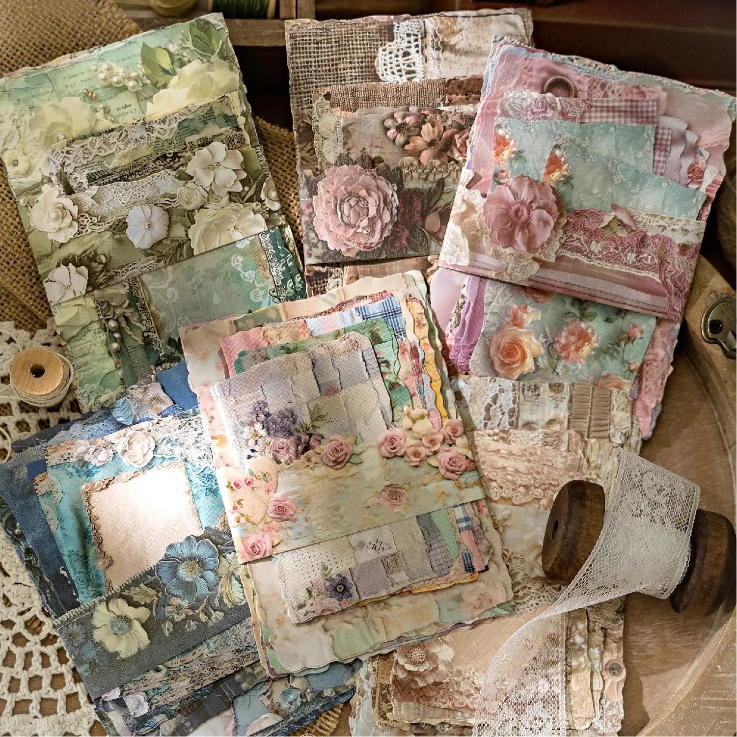 Scrapbooking & Stamping Paper, 30 Sheets/bag Vintage Scrapbooking Ephemera & Stamping Paper, DIY Decorative Paper for Scrapbooking & Journal Making Scrapbook Materials, Art Craft Paper