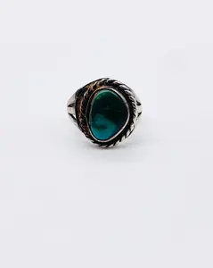 TURQUOISE SPLIT SHANK RING ⋄ Size 3
