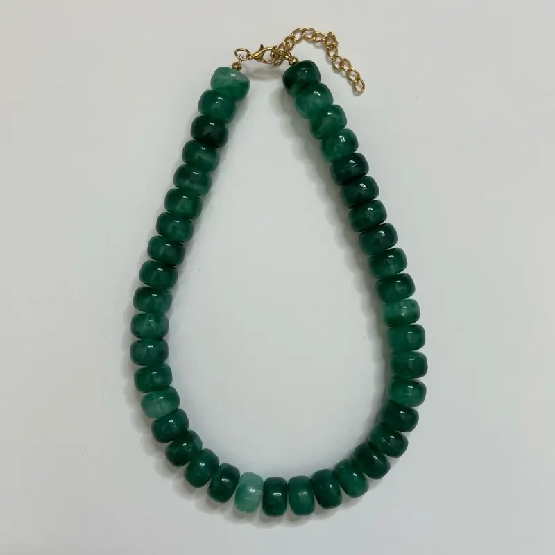 Emerald Glow Resin Beaded Necklace with Gold Tone Clasp and Rich Green Beads for Elegant Style