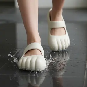 Women's Funny Toe Slippers, Viral Cute Cloud Slides That Everyone Notices, Soft EVA Non-Slip House Shoes Indoor & Outdoor