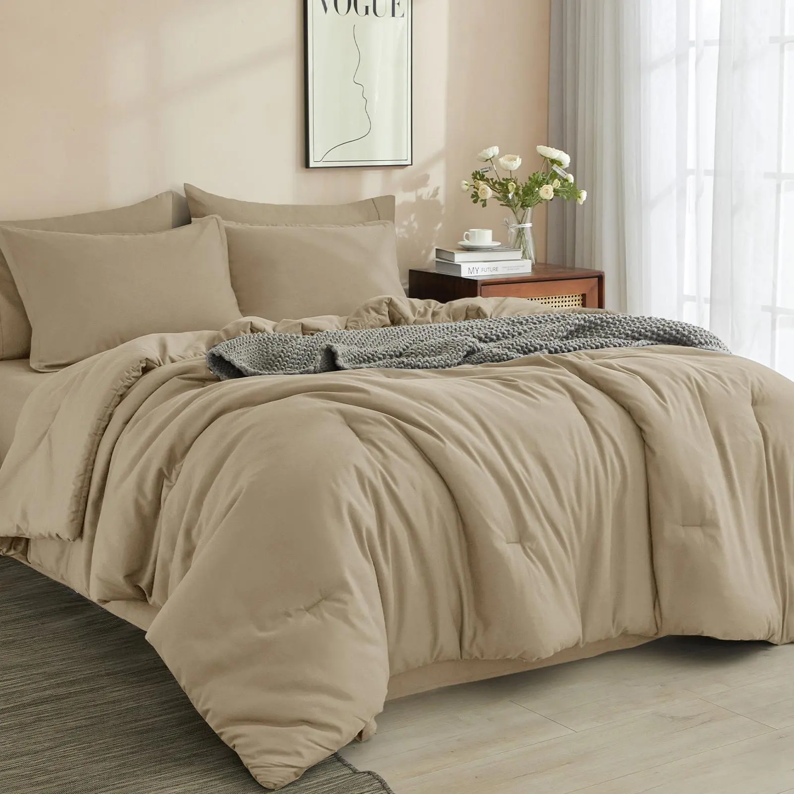 Solid Color Comforter Set, 7 Counts/set Including 1 Count Comforter & 1 Count Flat Sheet & 1 Count Fitted Sheet & 4 Counts Pillowcases without Filler, Bedding Supplies for Home Bedroom Hotel