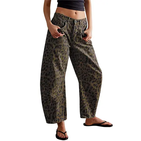 UTCOCO Women’s Stretchy Mid-Rise Cotton Blend Plain Barrel Jeans - Y2K 90s Wide-Leg Cropped Denim, Button-Closure, Throwback Casual Bottoms, Retro Vintage TikTok-Inspired Aesthetic