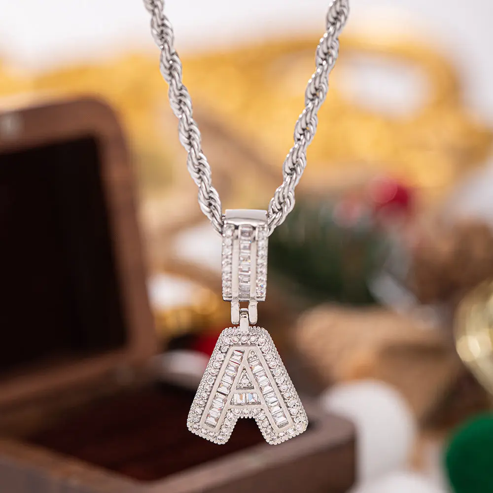 Zaffir Trendy Full-Diamond 26-Letter Pendant Necklace