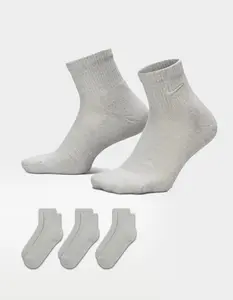 NIKE Everyday Elevated Embroidered Swoosh 3 Pack Womens Ankle Socks