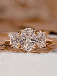 Exquisite Oval Synthetic Zirconia & Rhinestone Rings for Women & Girls, Unique Rings, Statement Rings, Elegant Engagement Ring Jewelry for Party, Trendy Jewelry for Birthday Gift Valentine's Day Gift（with box）
