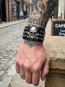 Punk Style PU Leather Skull Bracelet for Men and Women, High Quality Bracelet, Daily Wear Jewelry, Perfect Gift for Boyfriend or Girlfriend