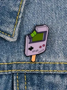 Cartoon Game Console Design Brooch, Cute Cartoon Pin, Lapel Pin, Durable Metal Pins for Students and Shirt Collars, Fashion Accessories for Women & Men