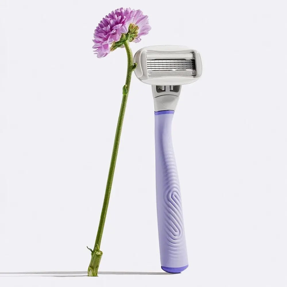 Flamingo Razor for Women - Five Sharp Blades, Ergonomic Handle, 360° Comfort System Shave Gift Flamingo Razor for Women - Five Sharp Blades, Ergonomic Handle, 360° Comfort System Shave Gift