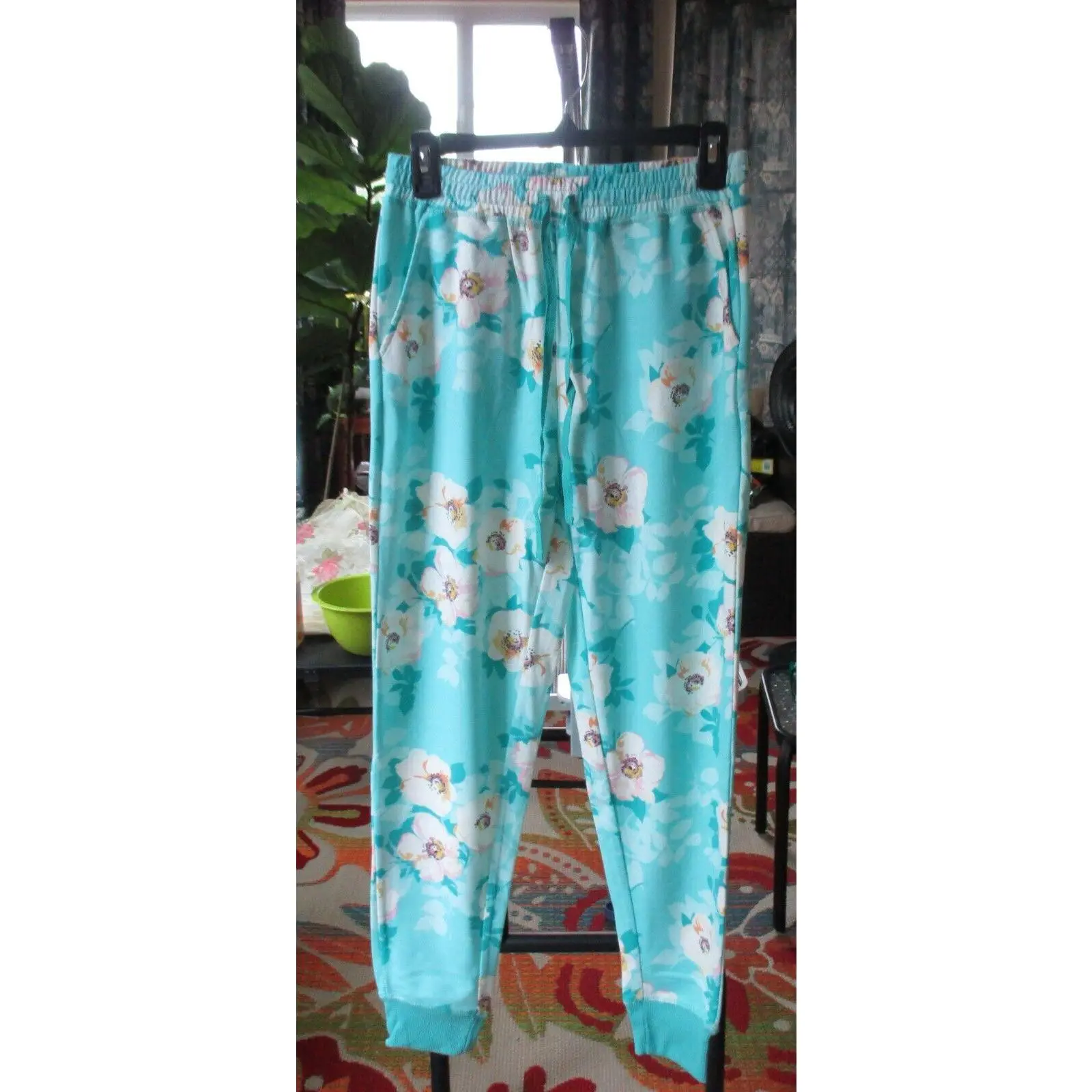 LuLaRoe NWOT SMALL Jax Aqua with White and Pink Floral Joggers Sweatpants