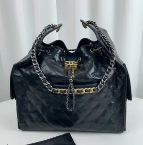 Pre-owned CHANEL Caviar Quilted Medium 25 Bag