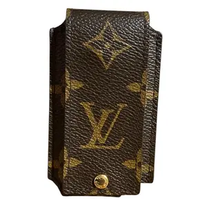 Pre-owned Louis Vuitton LV Monogram Ipod Nano Case Brown Leather Protective Cover with Gold Logo Emblem #0036