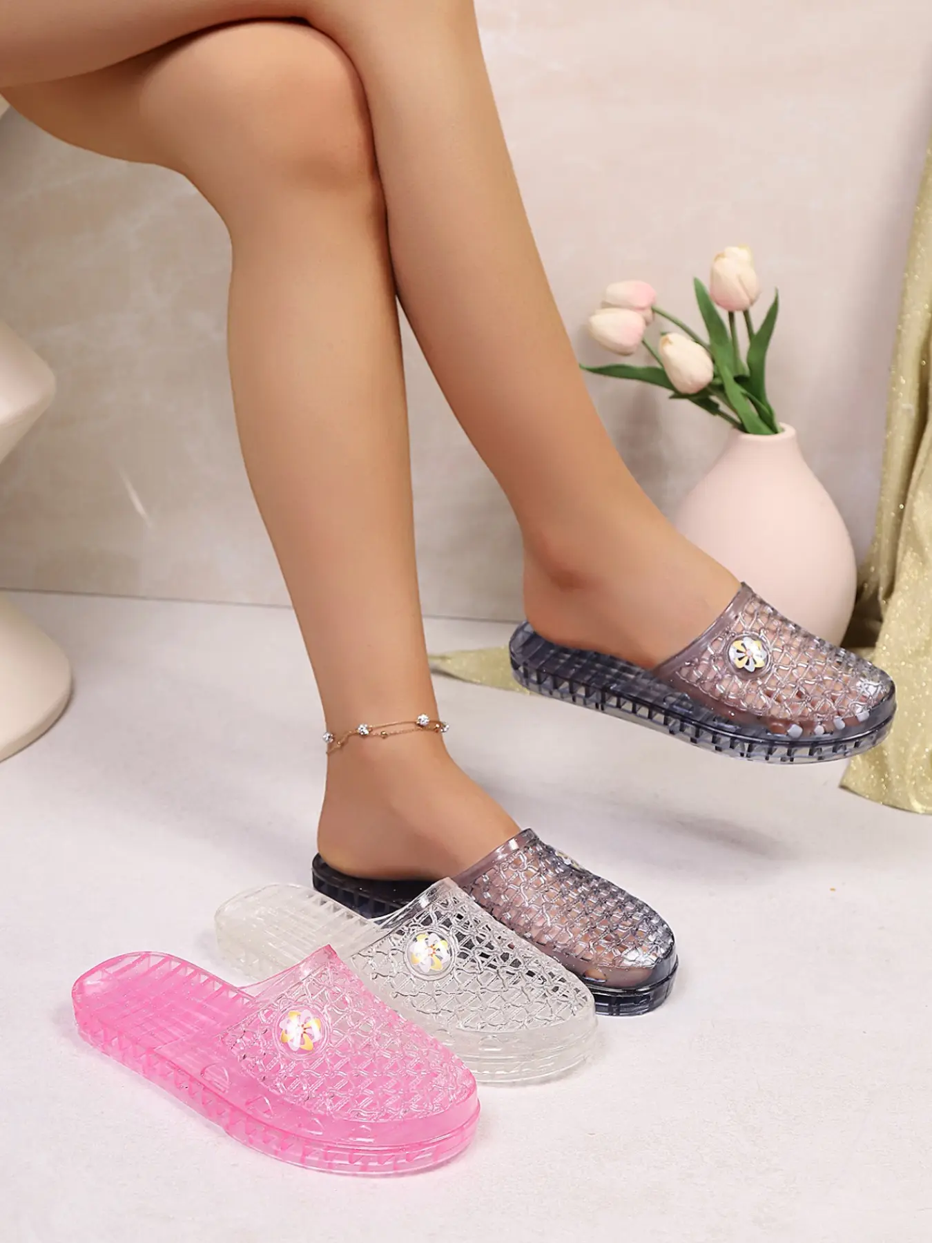 Summer Women's Transparent Crystal Jelly Sandals, Hollow Out Breathable Design Non-Slip Home Outdoor Beach Slippers, Slide, Casual Slipper Shoes, Fashion PU Rubber Sole, House Slippers