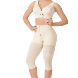 High-waisted capri pants with fastening, butt-lifting band, and bottom closure, Capri talle alto con abrochadura, banda levanta glúteos y cierre inferior. 036